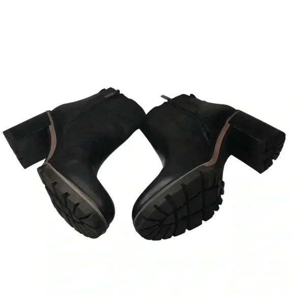 Vince Camuto Dustlie Goth 9M/40 Black Leather Ankle Bootie Chunky Heels Zip - Picture 5 of 9